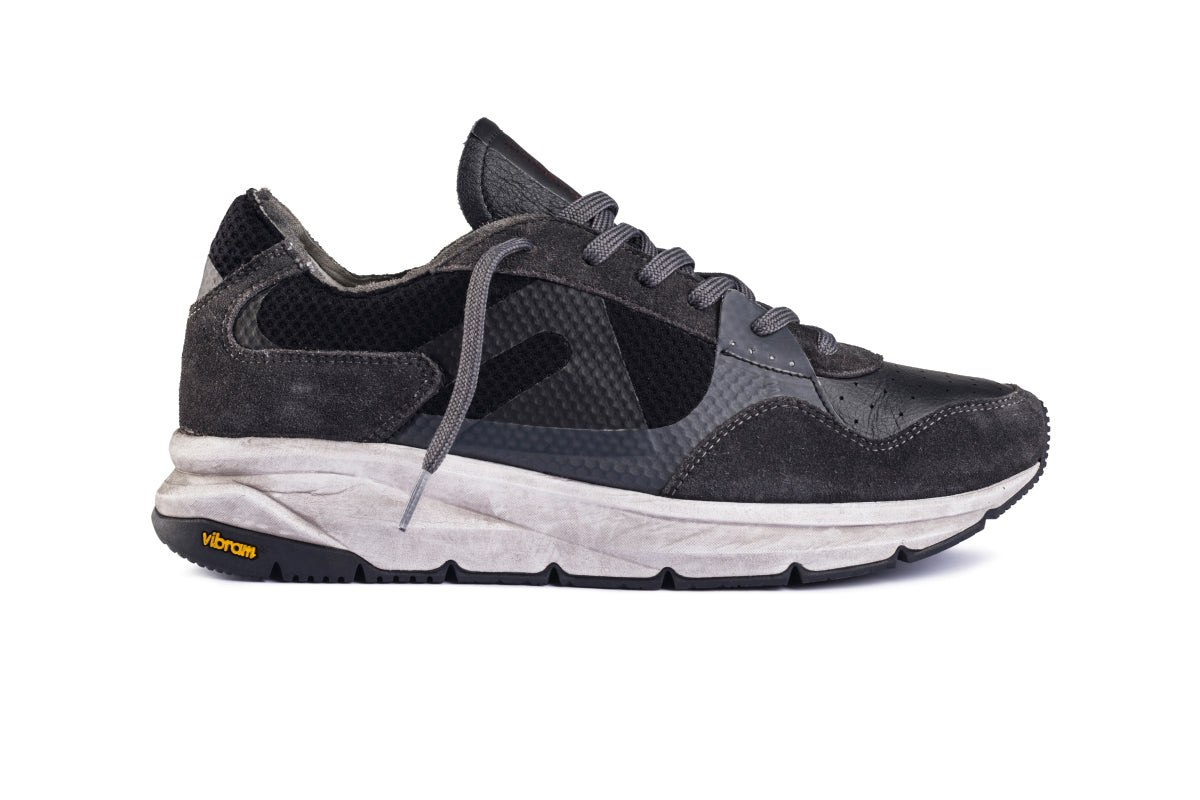 F300 Dirty Vibram - Blackboard
